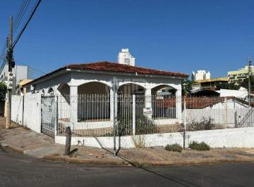 Casa · 137m² · 3 Quartos · 3 Vagas · Casa à Venda com 3 Suítes no Bairro Santa Helena