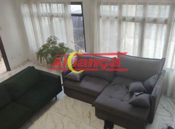 Casa · 142m² · 4 Quartos · 2 Vagas · Sobrado espaçoso com edícula e 2 vagas - Jardim Santa Clara, Guarulhos/SP