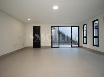 Casa · 194m² · 4 Quartos · 3 Vagas · Casa á Venda na Vila Mariana com 194m², 4 quartos sendo 1 suíte, 3 vagas.