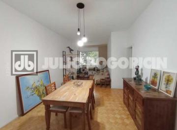 Apartamento · 110m² · 3 Quartos · 1 Vaga · Imóvel aconchegante com vaga.