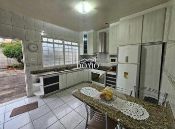 dtsv31e2oda2yju5odjknzdi_md · CASA COM EXCELENTE ACABAMENTO INTERNO