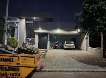 ld7wfea2n2jmodniowrmnjdm_md · Casa térrea de 3 dormitórios a venda no Condomínio Golden Park Residence