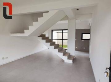 e765ecbe785ad9fcb39fb3689a48ba8cb6ff9c02 · Sobrado com 3 quartos à venda, 147 m² por R$ 1.048.000 - Santa Felicidade - Curitiba/PR