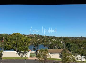 1 · Casa com vista para o Lago no Vale das Laranjeiras