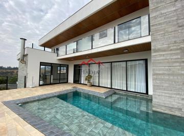 Foto 01 · Casa Sobrado de Esquina com Vista para a Serra do Japi  360m²