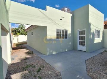 Casa · 2 Quartos · 2 Vagas · Vende-se Casa Nova no Pedra 90