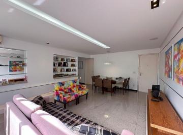 Apartamento de 3 quartos, Brasília · SQS 302• REFORMADO• ARMÁRIOS PLANEJADOS• 3 QUARTOS• VAGA•9.9291-5725 WHATSAPP 