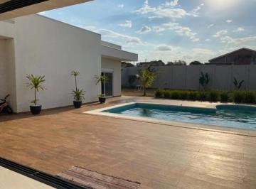 Casa · 1250m² · 3 Quartos · 8 Vagas · Casa em Condomínio 3 Quartos no Portal da Serra - Residencial Vale Verde