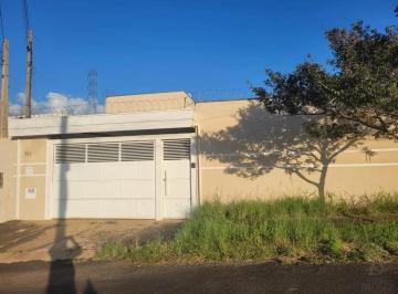 Casa · 360m² · 3 Quartos · 2 Vagas · Casa 3 Quartos com 1 Suíte e 360m² - Jardim Universitário