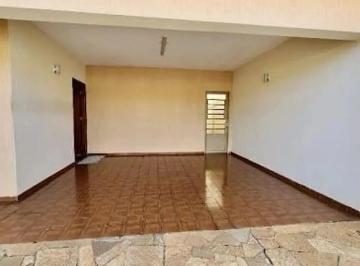 Casa · 250m² · 3 Quartos · 2 Vagas · Casa 3 Quartos com 1 Suíte e 250m² - Jardim Aparecida Nasser