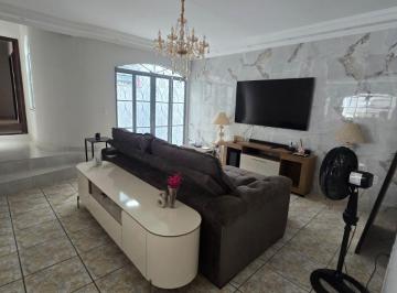 Foto 01 · Casa de 3 quartos à venda no Centro de Bragança Paulista-SP: 224,10m² de pura elegância! Agende sua