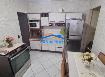 Casa · 140m² · 3 Quartos · 2 Vagas · Casa com 3 Quartos, 2 Banheiros e 2 Vagas - Vila Yolanda/Osasco.
