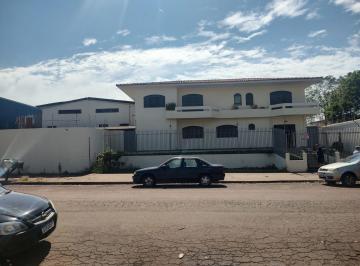 Casa · 4 Quartos · LOCAÇÃO | Sobrado, com 4 dormitórios em Parque Industrial Bandeirantes, Maringá
