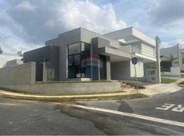 Casa · 196m² · 3 Quartos · 4 Vagas · Casa térrea para locação, 3 suítes - Condominio Le France Sorocaba/SP