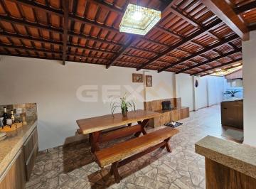 Casa · 164m² · 3 Quartos · 2 Vagas · Casa à venda no bairro Porto Velho, 3 quartos, espaço gourmet e 2 vagas.