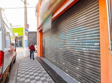Comercial · 450m² · 2 Quartos · Loja na Rua Voluntário Delmiro Sampaio, N. 59 • 450 m²