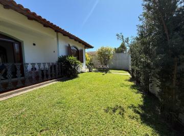 476355_i488vPw4Qr2R6N_47635568c414ddd04b4.jpg · Casa Térrea Premium à Venda no Córrego Grande em Florianópolis com 3 Quartos, Piscina Aquecida e Por
