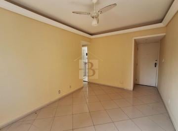 Foto 05 · Apartamento à venda em Icaraí, Niterói-RJ: 2 quartos, 1 suíte, 1 sala, 2 banheiros, 1 vaga, 75m². Ve