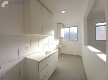 Apartamento · 47m² · 2 Quartos · 1 Vaga · Amplo Apartamento ótima localização com Piso Porcelanato