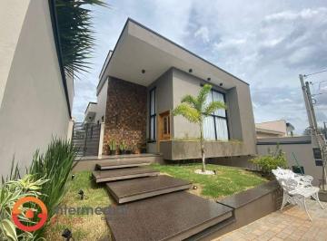 Casa · 290m² · 4 Quartos · 4 Vagas · Casa no Condomínio Monte Verde, Tatuí-SP