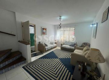 Casa · 210m² · 4 Quartos · 2 Vagas · Casa na Chácara Sto Antonio 210m2, 4 quartos, 1 suite, 3 salas, 4 banheiros, 2 vagas e churrasqueira