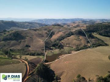Rural · 205700m² · 6 Quartos · Lindo Sitio em Toledo/MG: Água Abundante e Infraestrutura para Pecuária