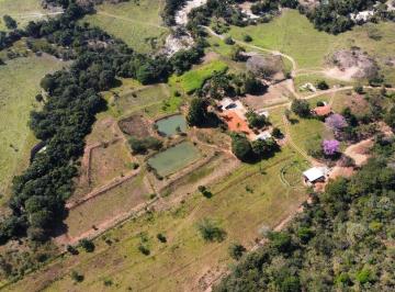 Rural · 75m² · 3 Quartos · 2 Vagas · Fazenda à Venda, 75 hectares, a 21 Km de Uruaçu-Go.