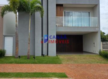 Casa · 231m² · 4 Quartos · 2 Vagas · Casa duplex 4 suítes Condomínio RAROS Umuarama