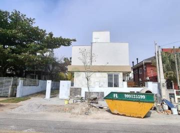 03ba4b9d7fe99b8c40e57dcf7ad1f8b024ad1f2b · À venda | 123 m², 3 quartos e 1 vaga - Campeche, em Florianópolis.