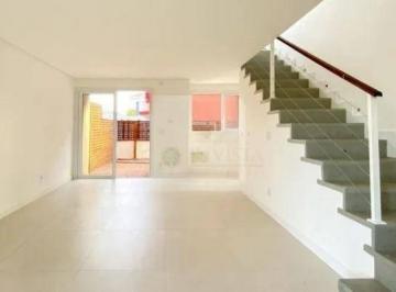 5603ec56f31879b1418765a3721e1aecdfa75470 · Casa com 3 quartos à venda na Praia do Campeche.