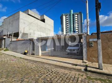 Casa · 230m² · 3 Quartos · 3 Vagas · Casa em Lagoa Nova