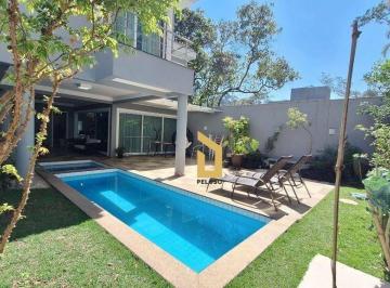 d6d81bb99d09cb5b317980a0241803e42b040d98 · Casa à venda | Condomínio Fechado | 450m² | 4 suítes | Piscina | 6 vagas | Tucuruvi - São Paulo/SP