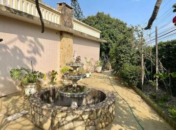 f03b29505f39dbc0ddd63f399059ff0a6d159cc7 · Casa com 4 dormitórios, 500 m² - venda por R$ 1.800.000 ou aluguel por R$ 8.000/mês - Vila São Joaqu