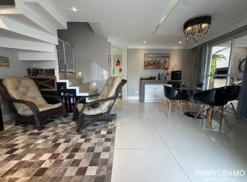 Casa · 140m² · 3 Quartos · 2 Vagas · sobrado com 3 quartos a venda no uberaba