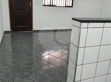 Casa · 214m² · 4 Quartos · 2 Vagas · Casa com 4 quartos à venda em Parque vitória - SP