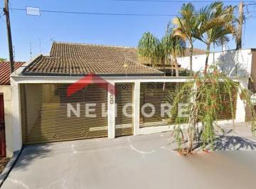 Casa · 120m² · 3 Quartos · 2 Vagas · Casa em Rua Inácio Grzelak - Heimtal - Londrina/PR