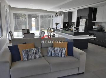 Casa · 240m² · 3 Quartos · 2 Vagas · Casa em Estrada Geral Alto Arroio - Arroio - Imbituba/SC