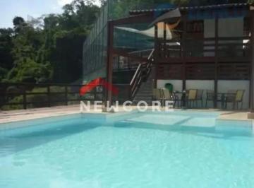 Casa · 214m² · 3 Quartos · 2 Vagas · Casa em Travessa Maria Elmira - Santa Rosa - Niterói/RJ