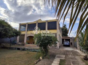 Casa · 300m² · 3 Quartos · 6 Vagas · Rua 5 - Casa à venda, 3 quartos sendo 1 suíte, 6 vagas de garagem, Vicente Pires