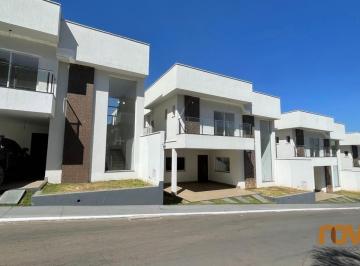 Casa · 200m² · 3 Quartos · 2 Vagas · 3 quartos 3 suites no Sitio Santa Luzia