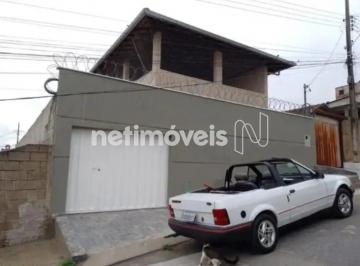 Casa · 202m² · 3 Quartos · 4 Vagas · Excêlente casa 3 quartos em Pedro Leopoldo MG.