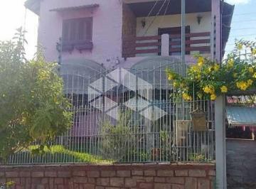 Casa · 206m² · 4 Quartos · 2 Vagas · Casa com 4 dormitórios na Vila dos Comerciários e Pátio Arborizado