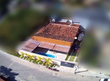 Casa de 5 quartos, Santa Cruz Cabrália · Casa térrea de 5 quartos sendo 2 suítes no Mirante de Cabrália 