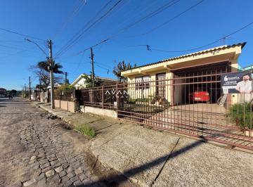 Casa · 195m² · 3 Quartos · 2 Vagas · Casa de 3 dormitórios, 2 salas, espaço gourmet, pátio e  2 garagem, no Bairro JK