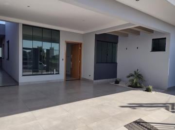 41057681_g.jpg ·
CASA COM 1 SUÍTE E 2 QUARTOS NO PARQUE DAS GREVÍLEAS EM MARINGÁ - P