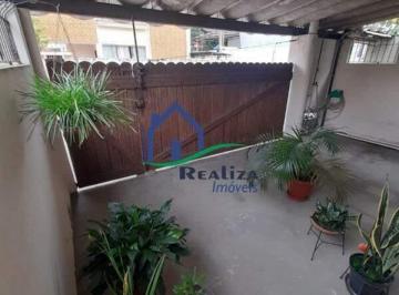 Casa · 348m² · 6 Quartos · 3 Vagas · Venda de 3 Casas no Mesmo Terreno – Excelente Oportunidade para Moradia ou Investimento R$950.000,0