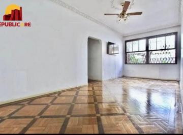Apartamento · 147m² · 3 Quartos · Apartamento garden com pátio Menino Deus