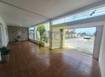 Casa · 260m² · 4 Quartos · 3 Vagas · Casa Padrão em Olinda, Jd. atlantico, 4 qts , 2 st, 3vgs, quintal gigante aceita financiamento
