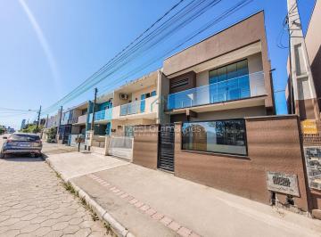 Casa · 143m² · 3 Quartos · 2 Vagas · Sobrado EXCLUSIVO com 3 SUÍTES à venda, 144 m² por R$ 850.000 - Itacolomi - Balneário Piçarras/SC