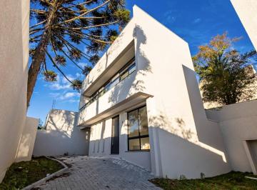 Sobrado com 3 Quartos, Terraço Gourmet e Infraestrutura para Hidromassagem · Sobrado com 3 Quartos, Terraço Gourmet e Infraestrutura para Hidromassagem